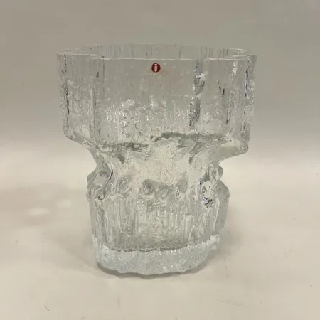 Vas, las, Pallas, höjd ca 20cm, design samt signerad Tapio Wirkkala, nr 3430, Iittala  Skickas med postpaket.