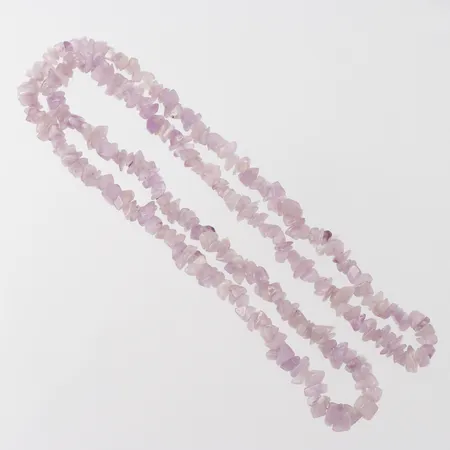Collier med ametister, längd ca 90 cm.
