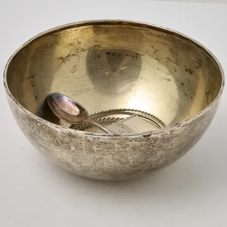 Diverse defekt silver, 830/1000, vikt 261,53g.