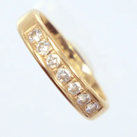 Ring diamanter 7x0,03- 0,04ct  totalt 0,25ct, Ø15¼, 18k  Vikt: 4 g