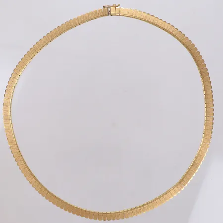 Collier, längd 40cm, bredd 5,7mm, smärre brott i länk, 18K  Vikt: 30,1 g