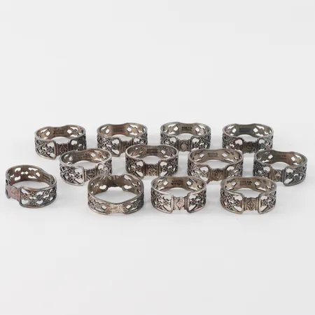 Servettringar 12 st, CESON Göteborg, längd ca 30 mm, modell Princess, silver. Vikt: 88,5 g