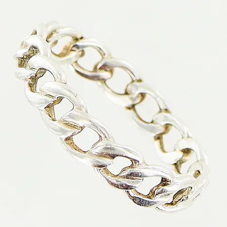 Ring pansarmodell, stl 18½, bredd 3,5mm, silver 925/1000. Vikt: 1,8 g