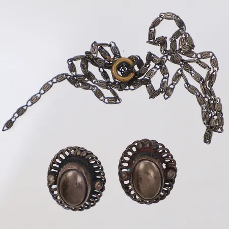 Örhängen med clips, kedja trasig, silver 830/100 Vikt: 12,6 g