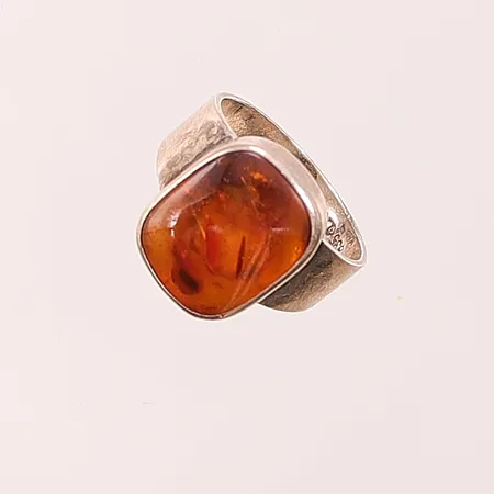 Ring, Ø16¾, bärnsten, 925/1000 Silver 3,8g.