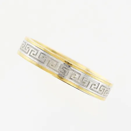 Ring, meanderbård, stl 21, bredd 4,5mm, gul/vitguld, 18K. Vikt: 5,9 g