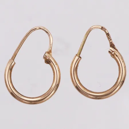 Ett par örhängen, Creoler, längd ca19mm, bredd 14mm, skev, 14K  Vikt: 1,2 g