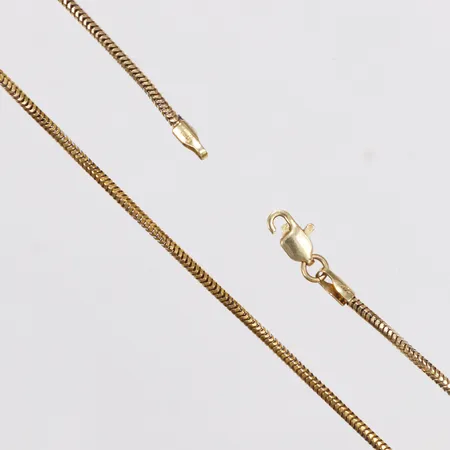 Kedja, Ormlänk, längd 58,5cm, bredd 1,4mm, defekt lås, 14K Vikt: 6 g