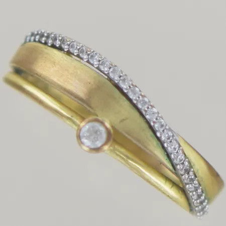 Ring med stenar, Ø 18 mm, bredd 7 mm, 8K Vikt: 3 g