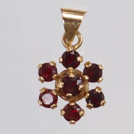 Hänge med granater 8x15mm inklusive hängöglan, 18K Vikt: 0,8 g