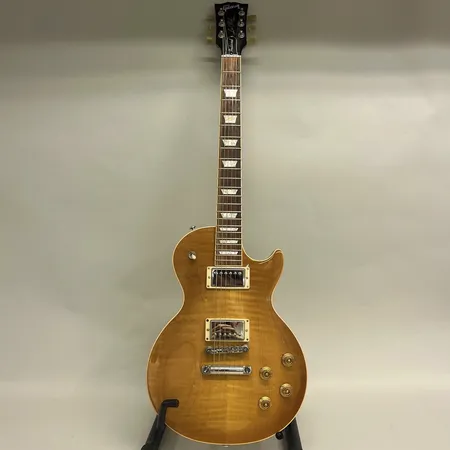 Elgitarr Gibson Les Paul Traditional, USA 2017, snr: 170088251, smärre  lackskada vid hals, hårt fodral Skickas med Bussgods eller PostNord