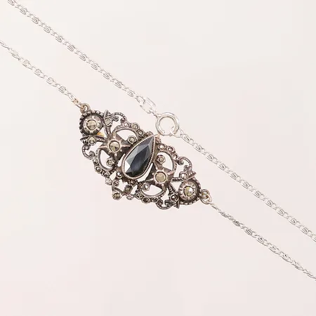 Kedja, 46cm, hematit samt markasiter, 830/1000 Silver 92g.
