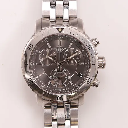 Armbandsur Tissot, 41mm, stål, ref:T067417A, kronograf, datum, stållänk ca 18cm, batteribyte krävs, går ej, box, manual, ytterkartong.