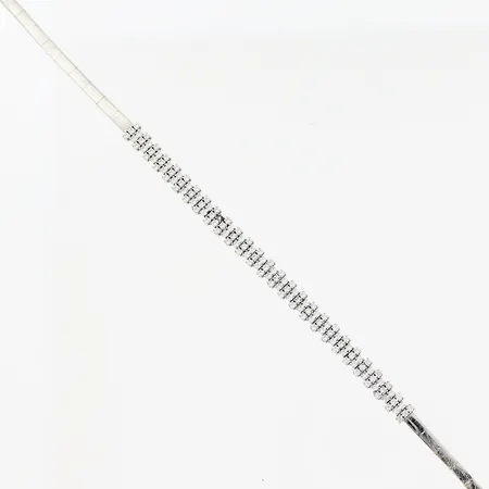 Armband, stenar, 19cm, bredd 5mm, 1 sten saknas, vitguld, i behov av omrodinering, 18K. Vikt: 6,8 g