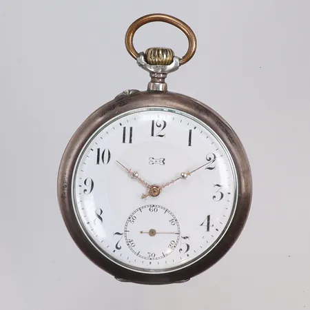 Fickur L.U.C (Louis Ulysse Chopard) Ø52mm, boett nr 4529, omkring år 1900, manuell uppdragning, smärre slitage, yttre boett i silver 800/1000