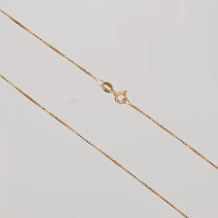Kedja Venezia, 51cm, bredd 0,8mm, smärre ojämnheter, 18K,  Vikt: 2,8 g