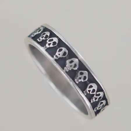 Ring, Ø 19 mm, bredd 5,8 mm, silver 925/1000 Vikt: 4,9 g