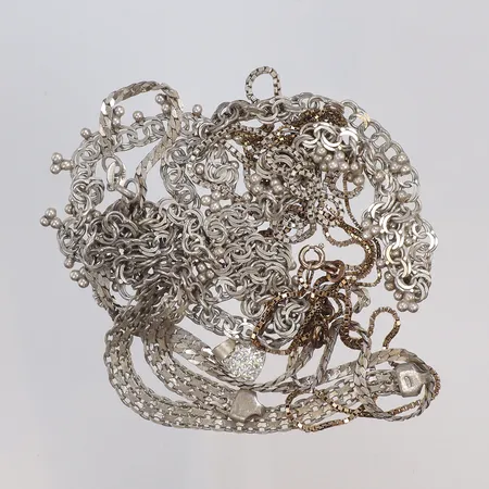 Diverse silver, delvis defekt 830-925/1000 Vikt: 49,3 g