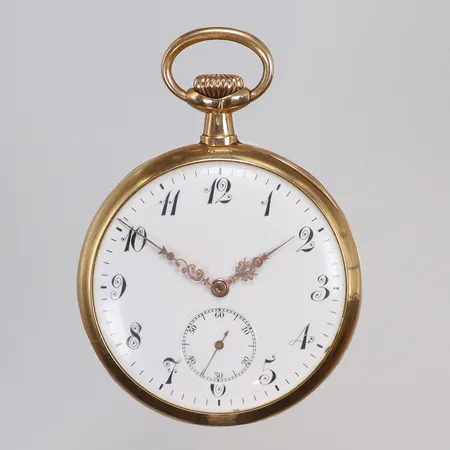 Fickur Omega 18K Ø46,5mm snr/boett nr 3851441, ca år 1906, innerboett i metall, manuell uppdragning, guld i boett, bruttovikt 63,2g 