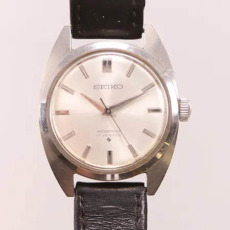 Herrur Seiko, 31mm, stål, manuell, defekt läderband.