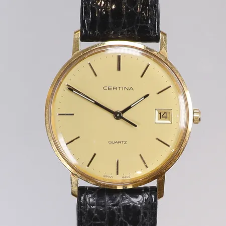 Herrur Certina 18K Ø33,5mm ref eol.115.92.99.68, gravyr, quartz, går ej med läderband, guld i boetten, bruttovikt 28,6g med box