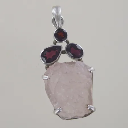 Hänge med stenar, längd 4,5 cm, bredd 2 cm, silver 925/1000 Vikt: 9,3 g