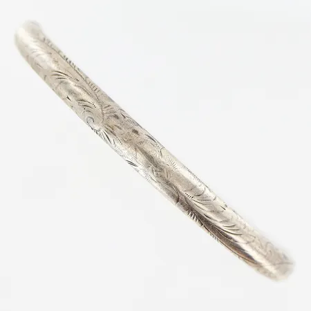 Stelt armband med mönster, ihåligt, slitage/hål, 60x52cmm, bredd 6mm, silver 835/1000. Vikt: 19 g