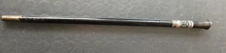 Brevkniv med balja, längd 60 cm, lejonhuvud sitter lite löst Skickas med postpaket.