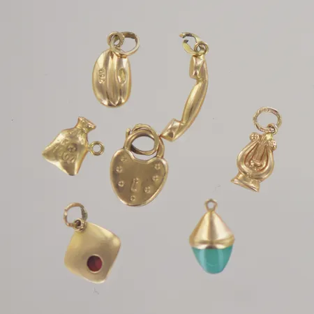 Berlocker,18K Vikt: 3,6 g