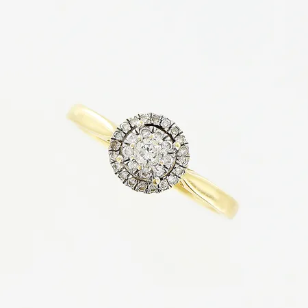 Ring, briljantslipade diamanter 1 x ca 0,07ct, 8 x ca 0,01ct, 20 x ca 0,005ct 8/8-slipade, stl 17, bredd 1,8-7,2mm, GHA,18K Vikt: 2,2 g