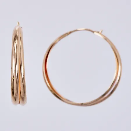 Ett par örhängen, Creoler, Ø ca 20mm, bredd: ca 2-3mm, 18K Vikt: 1 g