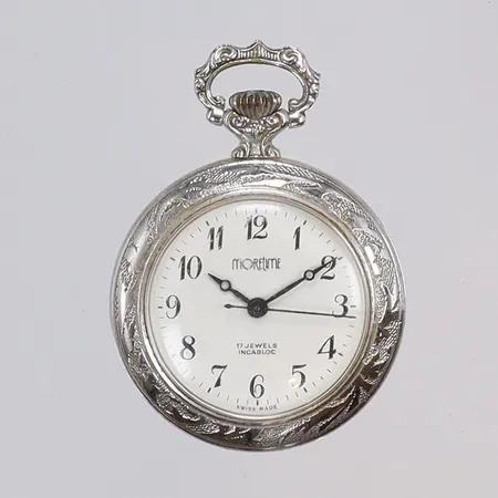 Fickur Mooretime s.k "mormorsur", Ø31mm, manuell uppdragning, vitmetall, med små repor 