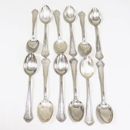 12 bordsskedar 184mm, svensk importstämpel, gravyr, silver 830/1000. Vikt: 513 g