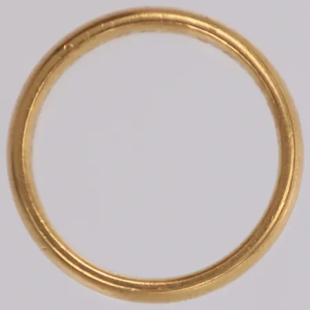 Ring, slät, stl 19¾, bredd: 5mm, gravyr, 18K Vikt: 8,7 g