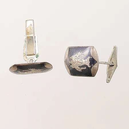 Ett par manschettknappar, 22mm, Made in Thailand, ostämplat silver, 8,2g.