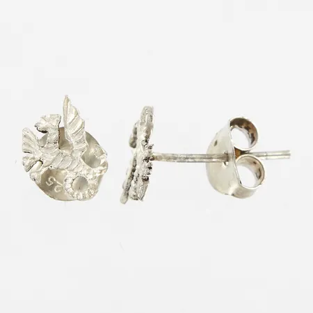 Ett par örhängen, ca 7mm, 925/1000 Silver Vikt: 0,6 g