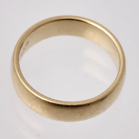 Defekt guld, 18K, vikt 5,76g.