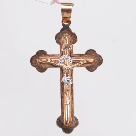 Hänge, krucifix, längd 48mm inkl ögla, bredd 26mm, roséfärgad, vitguldsdetalj, 14K  Vikt: 1,3 g