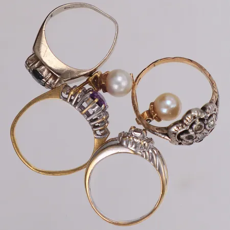 Diverse guld, defekter/stenar, 18K Vikt: 14,9 g