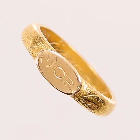 Ring, Ø16¾, bredd:4mm, gravyr, 23K 6g.