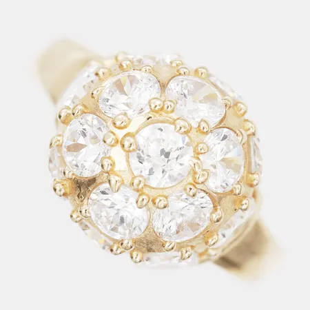 Ring med vita stenar, stl: 18, bredd 12mm, 14K guld Vikt: 4 g