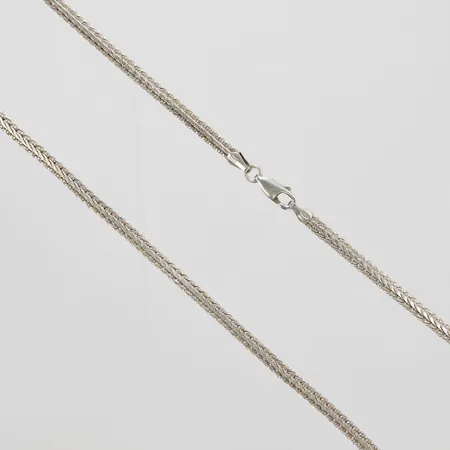 Silvercollier, halvstelt, längd: 42cm, bredd: 3,5mm, 925/1000 Vikt: 10,5 g