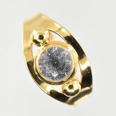 Ring med blå sten, stl 17¼, bredd 2-10 mm, 18K. Vikt: 1,8 g