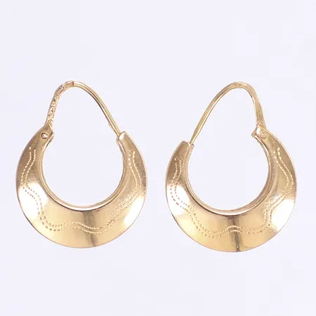 Ett par örhängen, creoler, Ø17mm, höjd 22mm, bredd 3mm, ihåliga, 18K Vikt: 2,7 g
