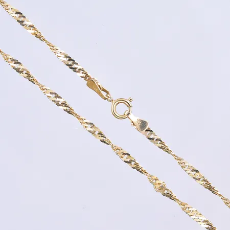 Kedja Singapore, längd 42 cm, bredd 3 mm, 14K. Vikt: 5 g