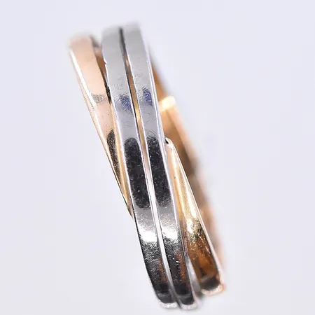 Ring, stl 17¼, bredd 4-5 mm, vitguld/gulguld, 18K. Vikt: 3 g