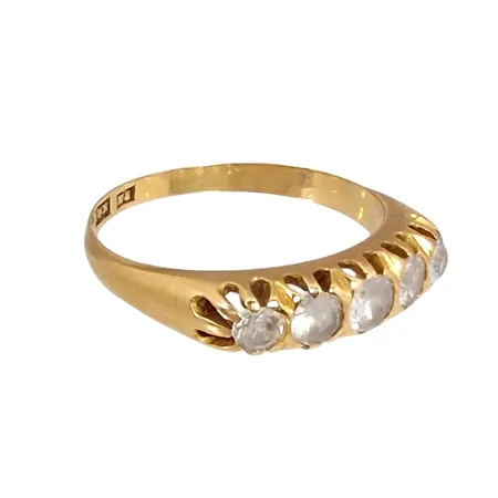 Ring, 18K guld, vita stenar (samtliga med skador), bruksmärken, Ø17¾ mm Vikt: 2,9 g