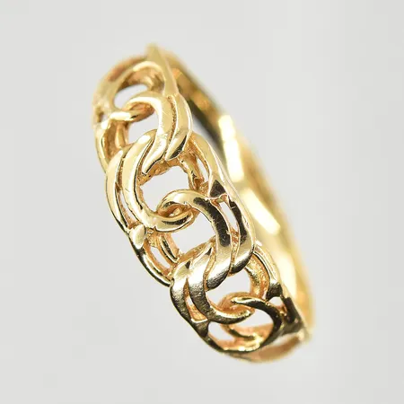 Ring Bismarck, stl 16¾, bredd 2 mm, bredd 6 mm, 18K. Vikt: 1,8 g