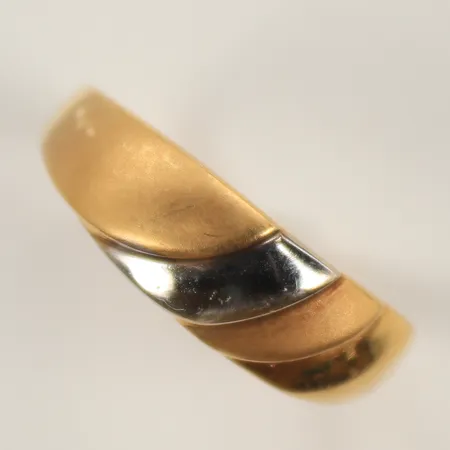 Ring stl 18, bredd 1-5mm, rödguld/vitguld, 18K Vikt: 4,1 g