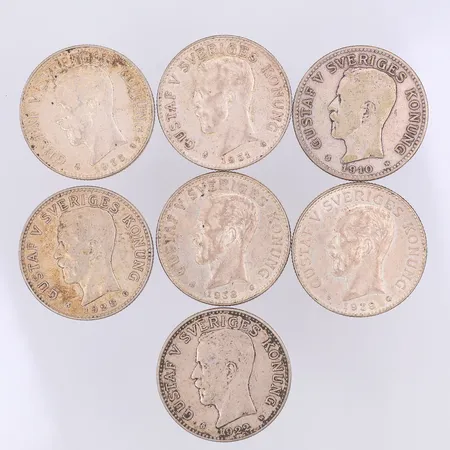 7 Mynt Gustaf V, nominellt värde 2kr, år 1922-1940, 800/1000 silver Vikt: 104,8 g